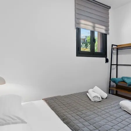 Chania Lux With Heated Pool Vila
