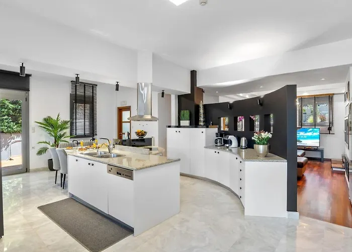 Chania Lux With Heated Pool *